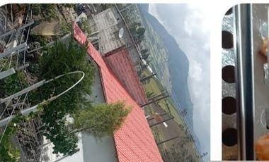 URCUQUI, VENDO CASA COLONIAL, CON LOCAL Y DOS SUITES