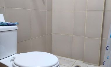 URCUQUI, VENDO CASA COLONIAL, CON LOCAL Y DOS SUITES