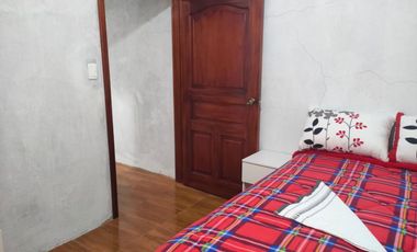 URCUQUI, VENDO CASA COLONIAL, CON LOCAL Y DOS SUITES