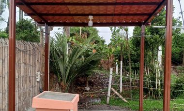 URCUQUI, VENDO CASA COLONIAL, CON LOCAL Y DOS SUITES
