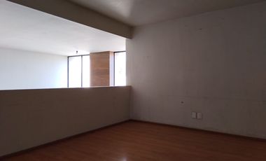 CASA EN VENTA EN CHAPALITA