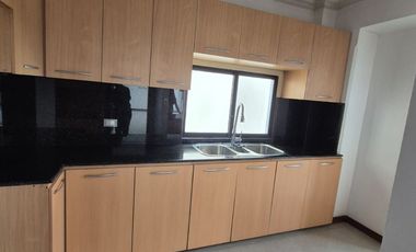 Departamento en Alquiler Sector San Marino, 3 Habitaciones,  4 Baños, Garaje,  Seguridad, Norte de Guayaquil.