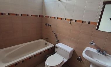Departamento en Alquiler Sector San Marino, 3 Habitaciones,  4 Baños, Garaje,  Seguridad, Norte de Guayaquil.