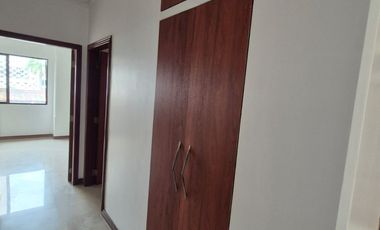 Departamento en Alquiler Sector San Marino, 3 Habitaciones,  4 Baños, Garaje,  Seguridad, Norte de Guayaquil.
