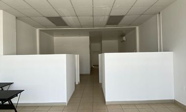 LOCAL EN RENTA EN PLAZA COMERCIAL EN BLVD. DIAZ ORDAZ