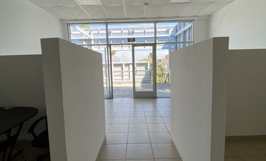 LOCAL EN RENTA EN PLAZA COMERCIAL EN BLVD. DIAZ ORDAZ