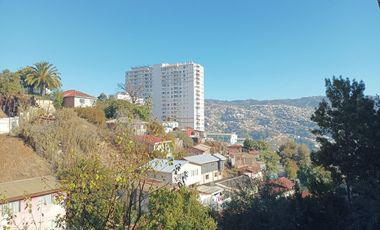 Casa en Valparaiso con gran terreno