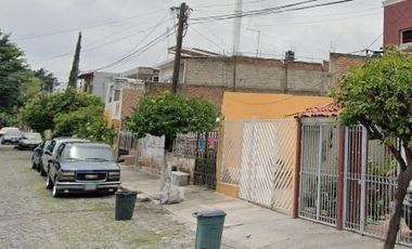 Casa en Remate Bancario. Ojo Inversionistas, gran oportunidad de crecimiento económico.