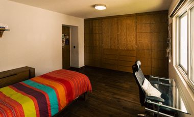 Casa en Venta, Residencia de Lujo, – El Palomar, Sección Bosques