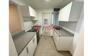 Alquiler Departamento De 03 Habitaciones De Estreno En Surco