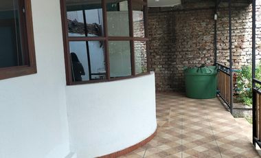 ARRIENDO DPTO INTERIOR U OFICINA COMERCIAL