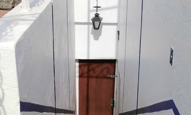 RENTA CASA Amplio uso de suelo Calz. Desierto de los Leones