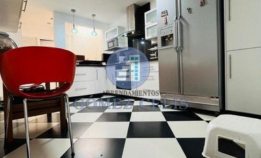 SE ARRIENDA CASA AMOBLADA EN LAGOS DEL CACIQUE