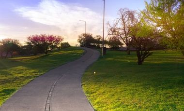 VENTA DE TERRENO EN LA VISTA RESIDENCIAL!