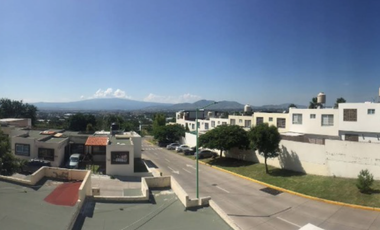 VENDO CASA EN FRACC. PEDREGAL DEL BOSQUE ZIMANTLA, TLAQUEPAQUE CERCA AEROPUERTO GUADALAJARA