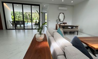 Casa con alberca privada en venta, Selvamar, Playa del Carmen