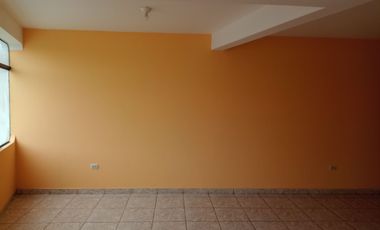 REMATO Casa-Edificio en Santa Teresa de Ávila esquina