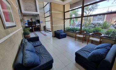 Venta de Lindo Depto. de 2 dormitorios 2 baños. Metro Ñuble.
