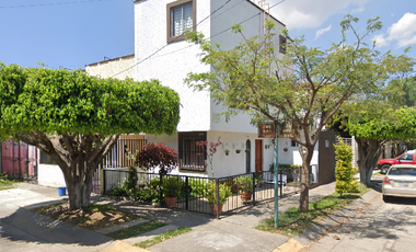 VENTA DE CASA EN ESQUINA J NARANJO, PASEOS DEL SOL, ZAPOPAN, JAlLISCO
