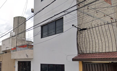 CASA EN VENTA RECU. HIPOTECARIA - COLONIA PRADO VALLEGO, TLALNEPANTLA, MÉXICO