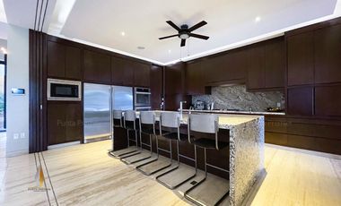 Casa en Renta Lomas del Valle de Lujo con Alberca, cerca de Andares Zapopan