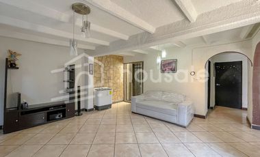 Casa en Venta, Jardines de Santa Clara. Ecatepec, Estado de México.