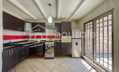 Casa en Venta, Jardines de Santa Clara. Ecatepec, Estado de México.