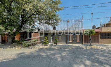Casa en Venta, Jardines de Santa Clara. Ecatepec, Estado de México.