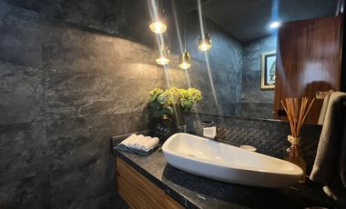 Casa en Renta de Lujo en Lomas del Valle con Alberca, Zapopan