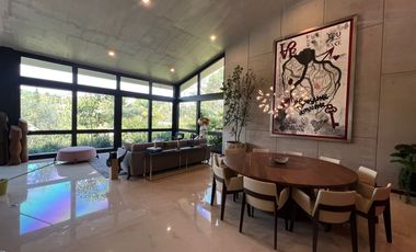 Casa en Renta de Lujo en Lomas del Valle con Alberca, Zapopan