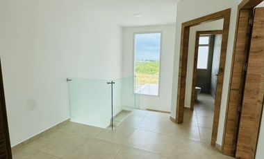 Venta de casa de 3 habitaciones en urbanización privada, Sur de Manta.