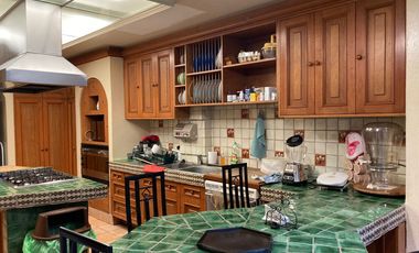 Casa en Venta en San José Insurgentes (Casa con Uso de Suelo)