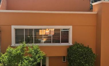 Casa en Venta en San José Insurgentes (Casa con Uso de Suelo)
