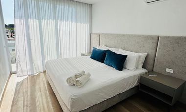 Venta de departamento amoblado de 3 habitaciones en urbanización Porto Manta.