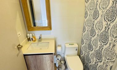 Venta de departamento amoblado de 3 habitaciones en urbanización Porto Manta.
