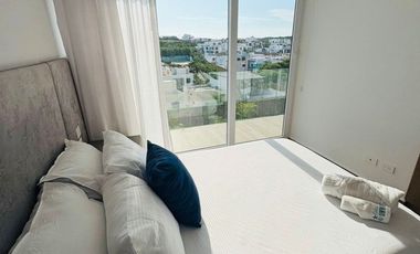 Venta de departamento amoblado de 3 habitaciones en urbanización Porto Manta.
