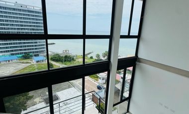 En Venta Departamento Loft con vista al mar y a la ciudad, en Barbasquillo.