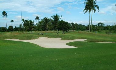 FOR SALE - 2 Bedrooms at a Golf Property at Silang Cavite near Tagaytay