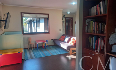 Amplia casa en Condominio Fundo la Esperanza
