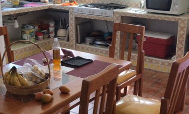 CASA EN VENTA EN SAN MIGUEL CUYUTLAN CERCA DE LA LAGUNA DE CAJITITLAN