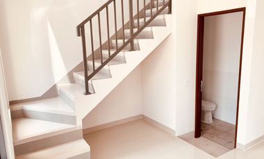 Rumah Cantik Baru Siap Huni di Kebon Kopi Kota Cimahi