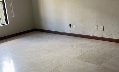 CASA EN VENTA EN CLUB DE GOLF SANTA ANITA