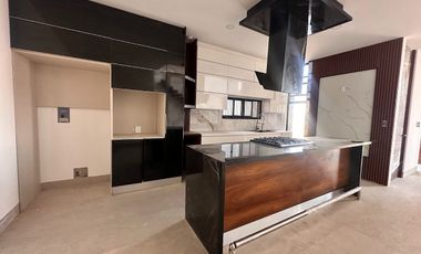 RENTA DE CASA NUEVA EN LOMAS DEL MOLINO 5 CASA NUEVA