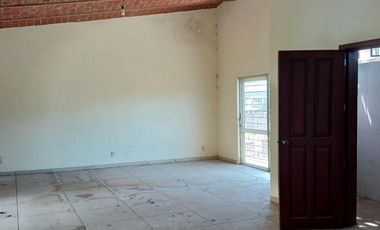 CASA EN VENTA EN JUANACATLAN JAL.