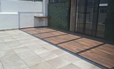 CASA EN RENTA LOMAS DE ANGELOPOLIS