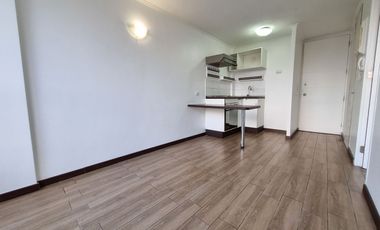 Oportunidad de Inversión, Vende Depto. 1 dormitorio con Estacionamiento y Bodega.