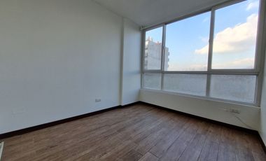 Oportunidad de Inversión, Vende Depto. 1 dormitorio con Estacionamiento y Bodega.