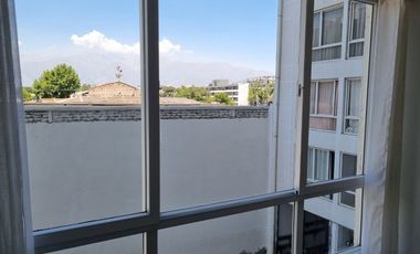 Oportunidad de Inversión, Vende Depto. 1 dormitorio con Estacionamiento y Bodega.