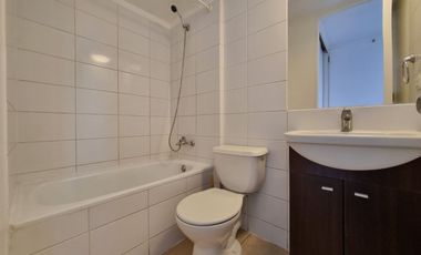 Oportunidad de Inversión, Vende Depto. 1 dormitorio con Estacionamiento y Bodega.