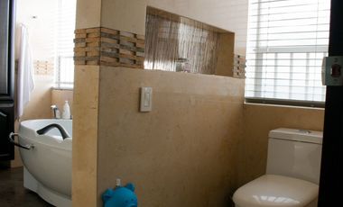 APARTAMENTO EN EL MEJOR SECTOR DE CABECERA JUNTO A QUINTA ETAPA